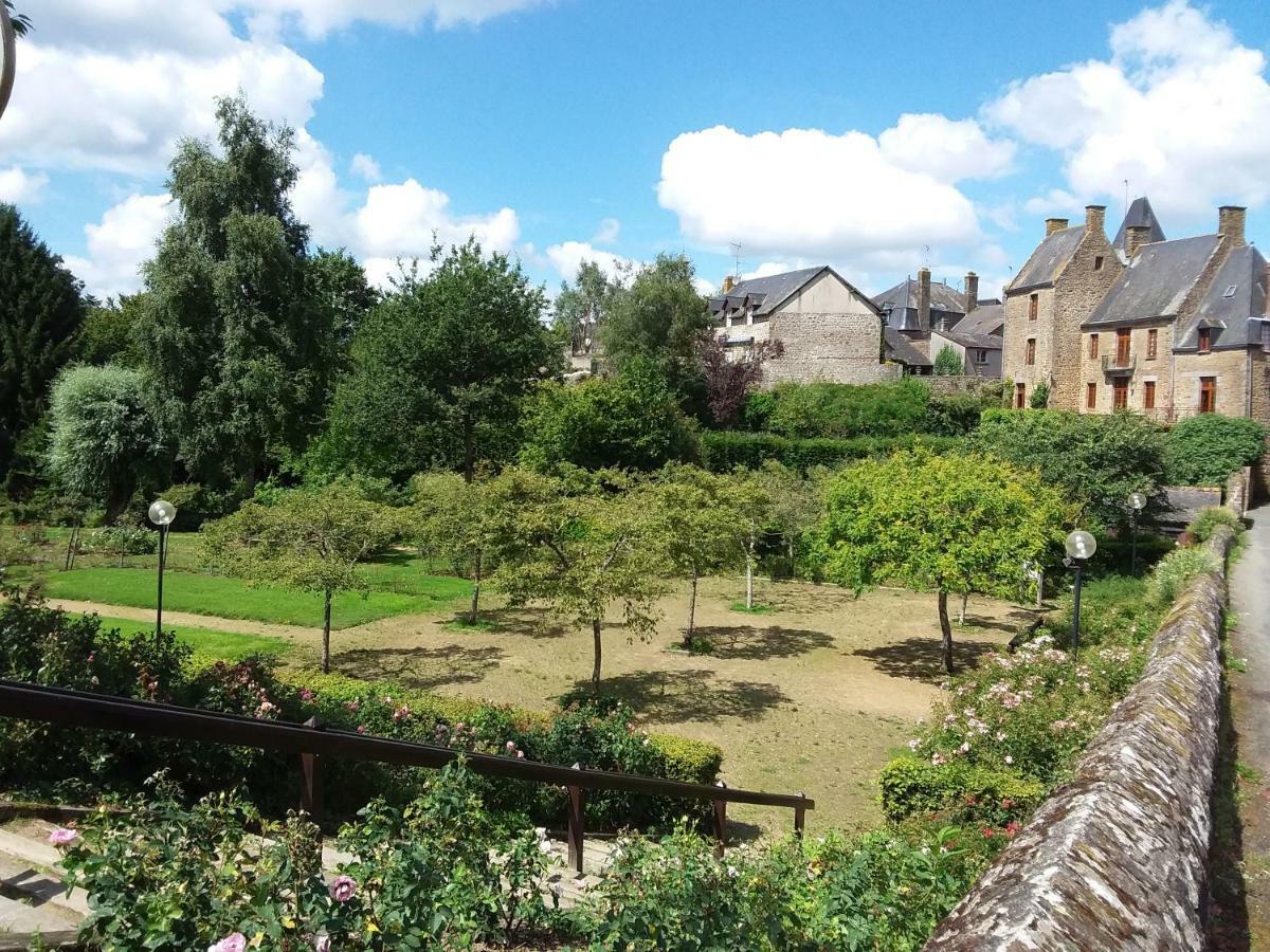 Villa L'Orchidée à Lassay-les-Châteaux Extérieur photo